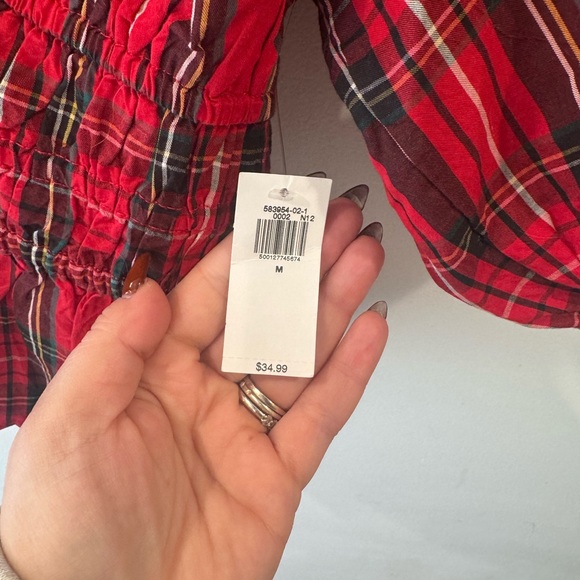 NWT! Old Navy Red Plaid Women's Top - Picture 2 of 4